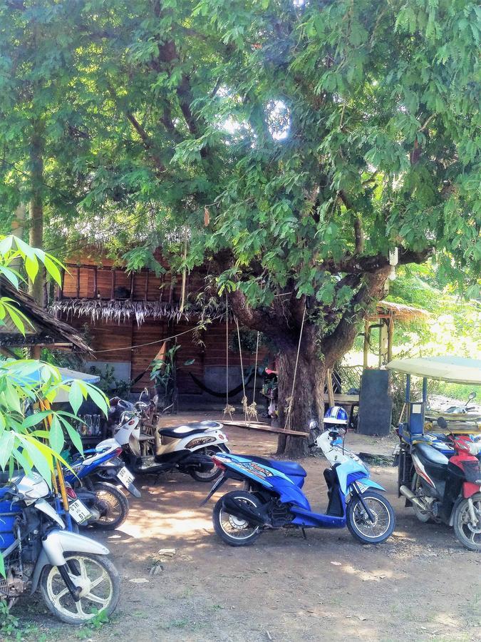 Easy Huts Hotel Ko Lanta Buitenkant foto