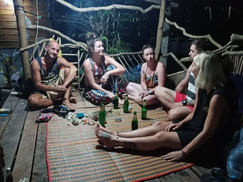 Easy Huts Hotel Ko Lanta Buitenkant foto