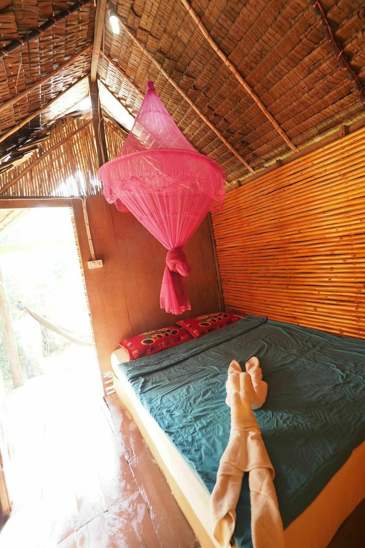 Easy Huts Hotel Ko Lanta Buitenkant foto